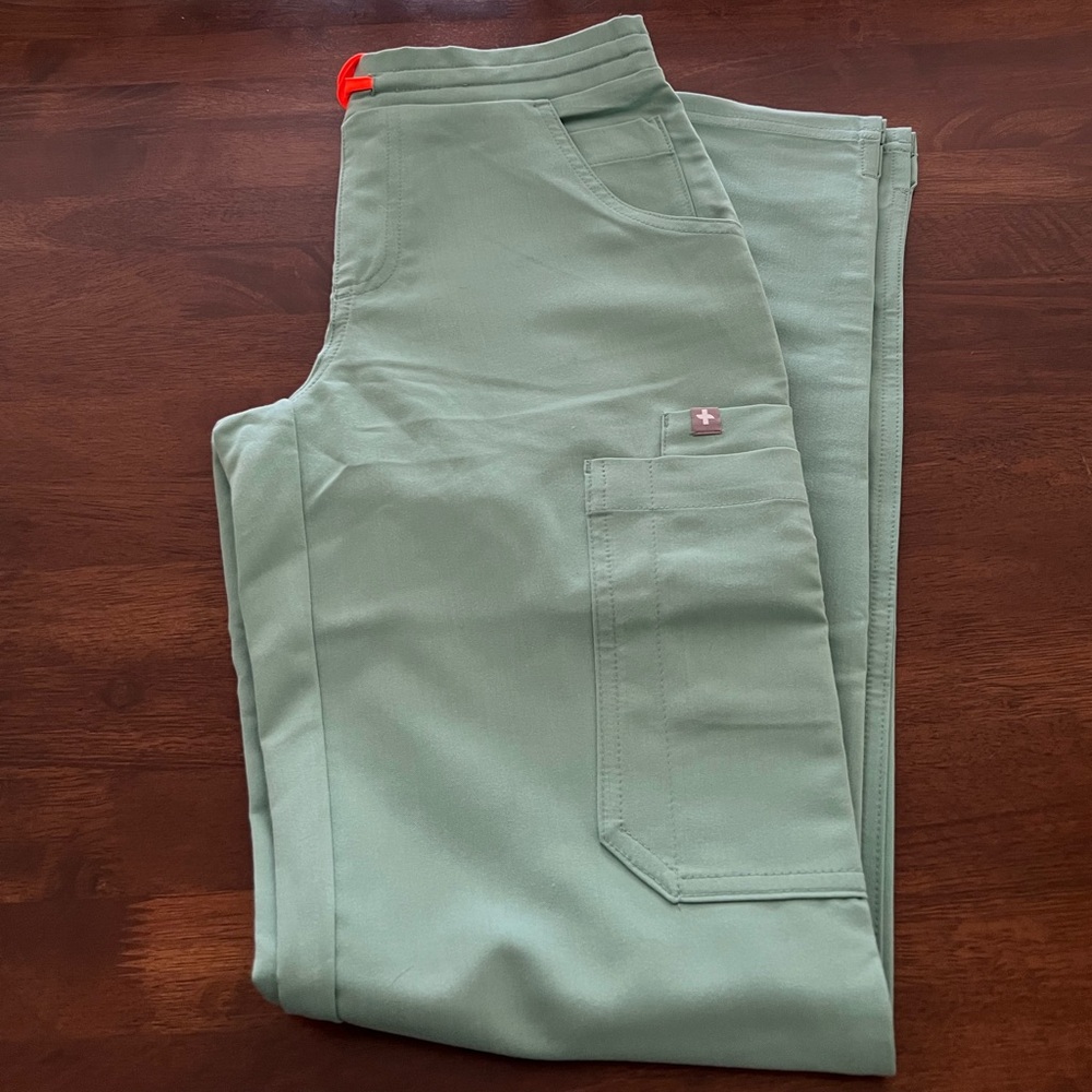 Stylish Green Women's Pants